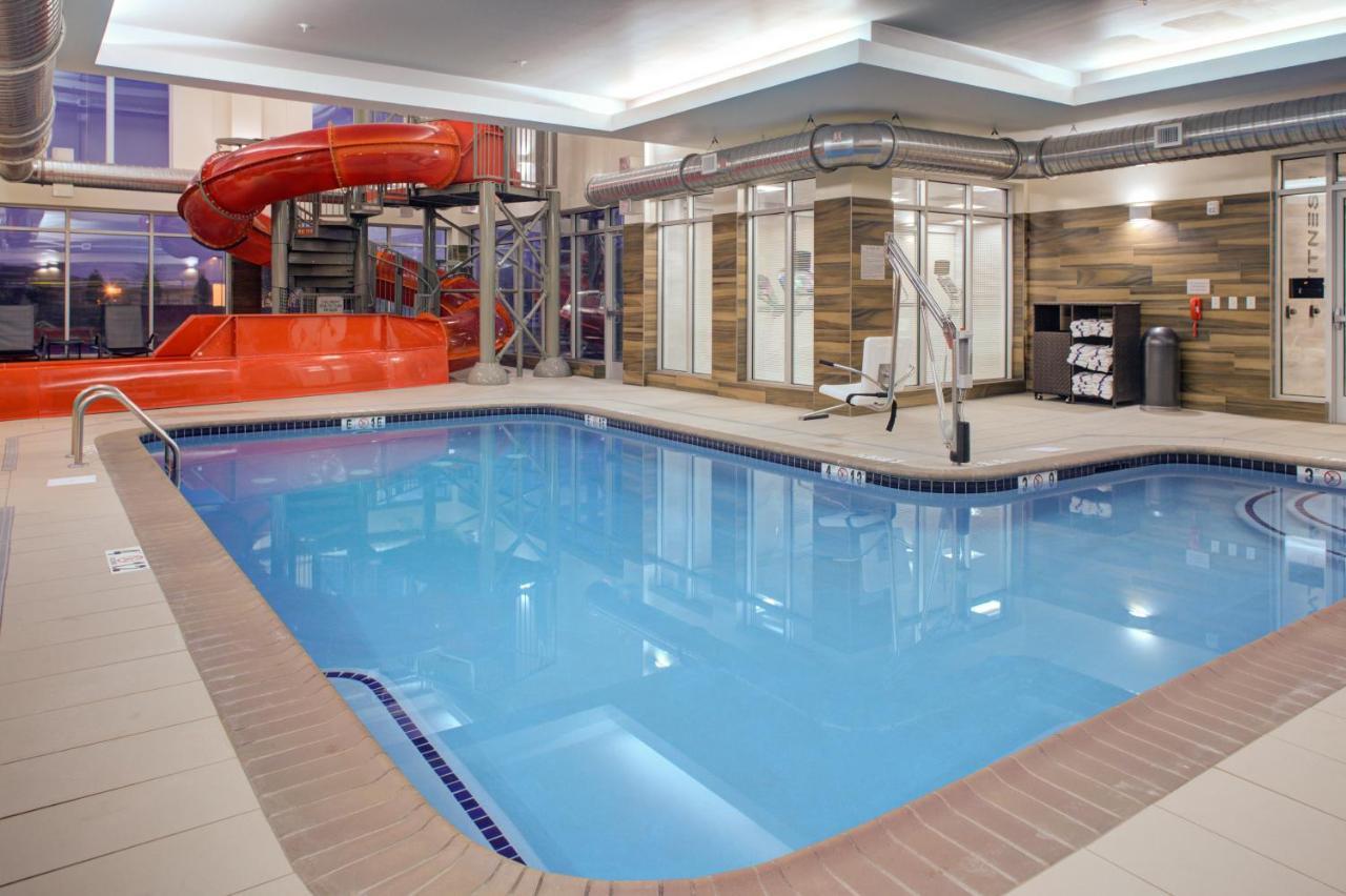 Fairfield Inn & Suites By Marriott Allentown West Breinigsville Buitenkant foto