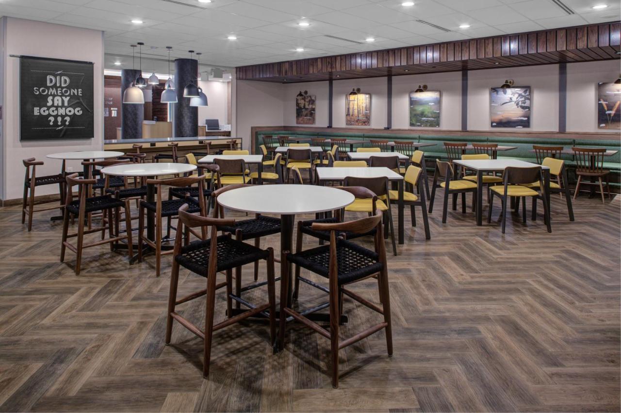 Fairfield Inn & Suites By Marriott Allentown West Breinigsville Buitenkant foto